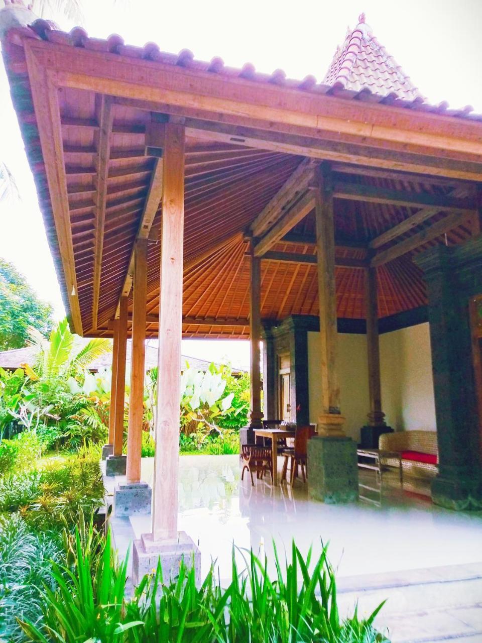 Thani Villa Ubud  Exterior photo